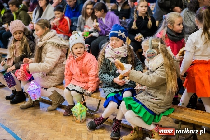 Zdjęcie w galerii na portalu naszraciborz.pl: Rogale i św. Marcin na koniu w Studziennej wiadomości z regionu