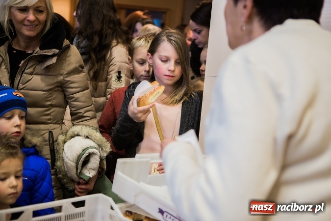 Zdjęcie w galerii na portalu naszraciborz.pl: Rogale i św. Marcin na koniu w Studziennej wiadomości z regionu