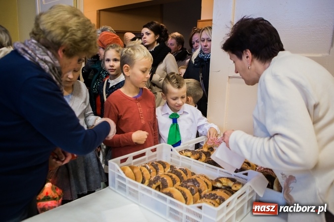Zdjęcie w galerii na portalu naszraciborz.pl: Rogale i św. Marcin na koniu w Studziennej wiadomości z regionu
