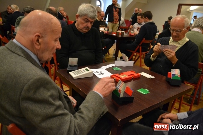 Zdjęcie w galerii na portalu naszraciborz.pl: Turniej Brydża Sportowego Pamięci Emila Olbrota na Zamku Piastowskim za nami  wiadomości z regionu