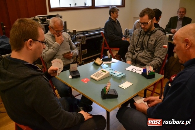 Zdjęcie w galerii na portalu naszraciborz.pl: Turniej Brydża Sportowego Pamięci Emila Olbrota na Zamku Piastowskim za nami  wiadomości z regionu