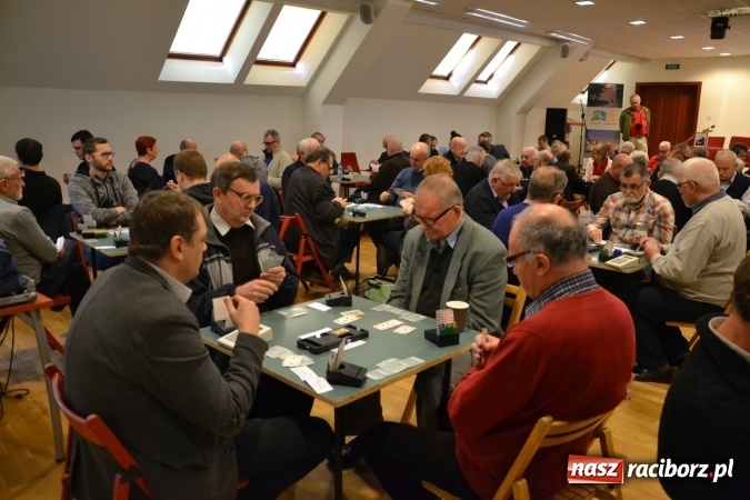 Zdjęcie w galerii na portalu naszraciborz.pl: Turniej Brydża Sportowego Pamięci Emila Olbrota na Zamku Piastowskim za nami  wiadomości z regionu
