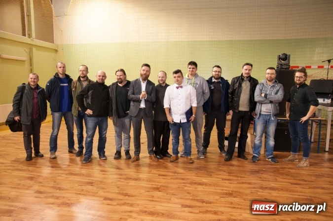 Zdjęcie w galerii na portalu naszraciborz.pl: Msza, kolorowy korowód i rodzinny festyn - huczne obchody św. Marcina w Kuźni Raciborskiej wiadomości z regionu