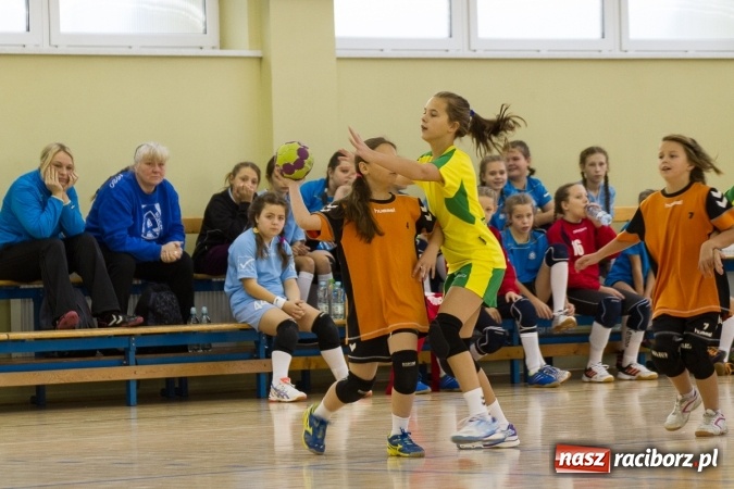 Zdjęcie w galerii na portalu naszraciborz.pl: 4. Turniej Piłki Ręcznej Dziewcząt Młodszych w Pietrowicach Wielkich wiadomości z regionu
