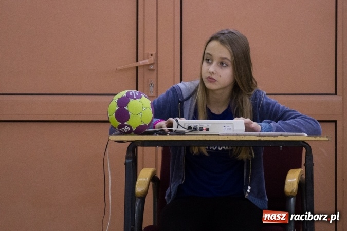 Zdjęcie w galerii na portalu naszraciborz.pl: 4. Turniej Piłki Ręcznej Dziewcząt Młodszych w Pietrowicach Wielkich wiadomości z regionu