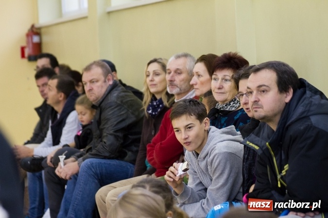 Zdjęcie w galerii na portalu naszraciborz.pl: 4. Turniej Piłki Ręcznej Dziewcząt Młodszych w Pietrowicach Wielkich wiadomości z regionu