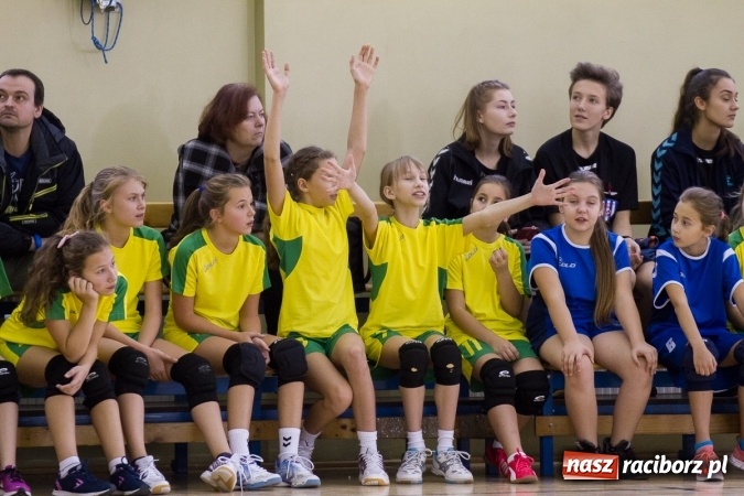 Zdjęcie w galerii na portalu naszraciborz.pl: 4. Turniej Piłki Ręcznej Dziewcząt Młodszych w Pietrowicach Wielkich wiadomości z regionu