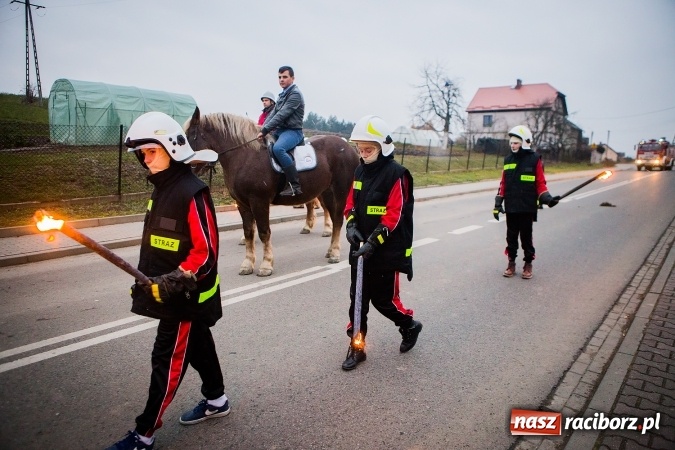Zdjęcie w galerii na portalu naszraciborz.pl: Św. Marcin zawitał do Krzanowic wiadomości z regionu