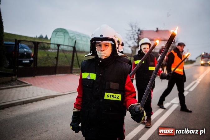 Zdjęcie w galerii na portalu naszraciborz.pl: Św. Marcin zawitał do Krzanowic wiadomości z regionu