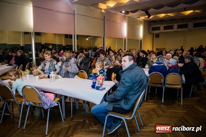 Zdjęcie w galerii na portalu naszraciborz.pl: Św. Marcin zawitał do Krzanowic wiadomości z regionu