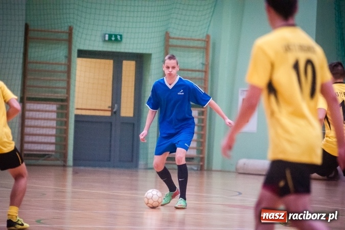 Zdjęcie w galerii na portalu naszraciborz.pl: Niedziela z HLPN. Emocji na parkiecie nie brakowało wiadomości z regionu