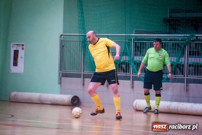 Zdjęcie w galerii na portalu naszraciborz.pl: Niedziela z HLPN. Emocji na parkiecie nie brakowało wiadomości z regionu