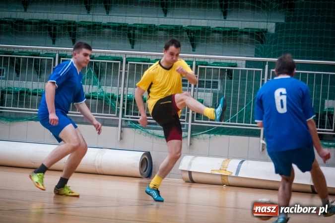 Zdjęcie w galerii na portalu naszraciborz.pl: Niedziela z HLPN. Emocji na parkiecie nie brakowało wiadomości z regionu