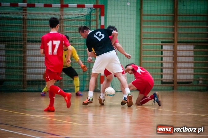Zdjęcie w galerii na portalu naszraciborz.pl: Niedziela z HLPN. Emocji na parkiecie nie brakowało wiadomości z regionu
