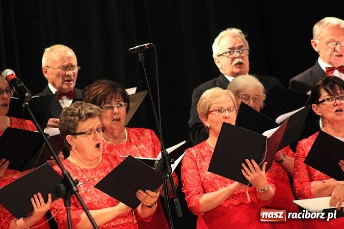 Zdjęcie w galerii na portalu naszraciborz.pl: Niedziela przy dźwiękach pieśni ch&oacute;ralnych do sł&oacute;w Josepha von Eichendorffa w Raciborskim Centrum Kultury wiadomości z regionu