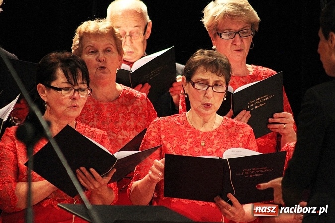 Zdjęcie w galerii na portalu naszraciborz.pl: Niedziela przy dźwiękach pieśni ch&oacute;ralnych do sł&oacute;w Josepha von Eichendorffa w Raciborskim Centrum Kultury wiadomości z regionu