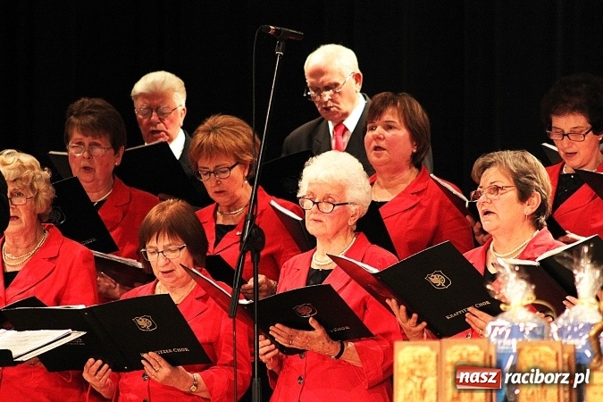 Zdjęcie w galerii na portalu naszraciborz.pl: Niedziela przy dźwiękach pieśni ch&oacute;ralnych do sł&oacute;w Josepha von Eichendorffa w Raciborskim Centrum Kultury wiadomości z regionu