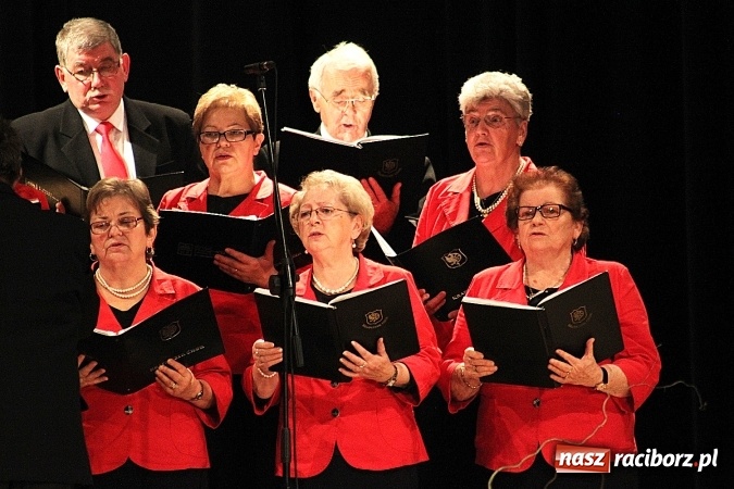 Zdjęcie w galerii na portalu naszraciborz.pl: Niedziela przy dźwiękach pieśni ch&oacute;ralnych do sł&oacute;w Josepha von Eichendorffa w Raciborskim Centrum Kultury wiadomości z regionu