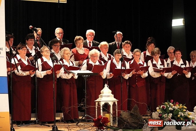 Zdjęcie w galerii na portalu naszraciborz.pl: Niedziela przy dźwiękach pieśni ch&oacute;ralnych do sł&oacute;w Josepha von Eichendorffa w Raciborskim Centrum Kultury wiadomości z regionu