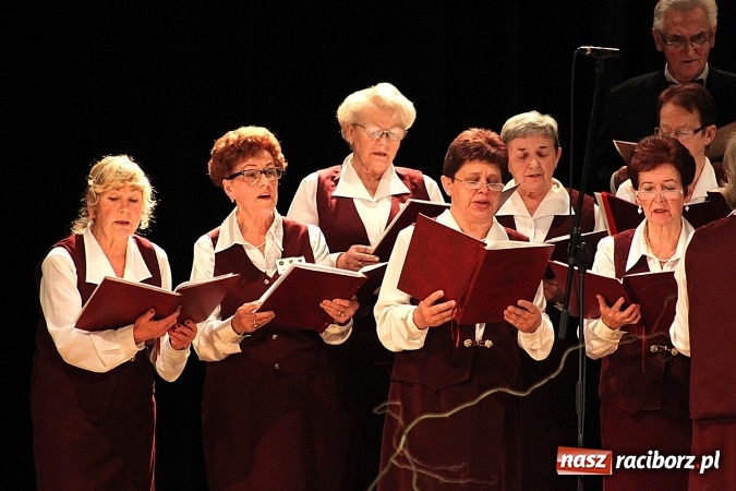 Zdjęcie w galerii na portalu naszraciborz.pl: Niedziela przy dźwiękach pieśni ch&oacute;ralnych do sł&oacute;w Josepha von Eichendorffa w Raciborskim Centrum Kultury wiadomości z regionu