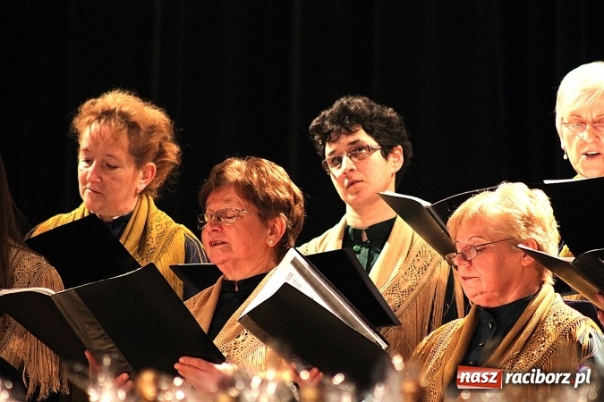 Zdjęcie w galerii na portalu naszraciborz.pl: Niedziela przy dźwiękach pieśni ch&oacute;ralnych do sł&oacute;w Josepha von Eichendorffa w Raciborskim Centrum Kultury wiadomości z regionu