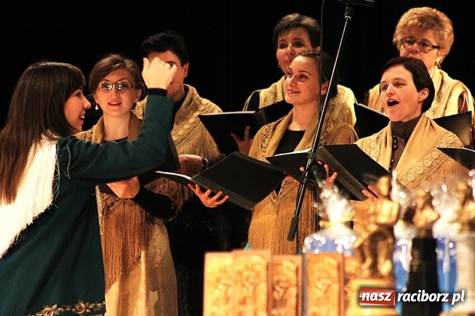 Zdjęcie w galerii na portalu naszraciborz.pl: Niedziela przy dźwiękach pieśni ch&oacute;ralnych do sł&oacute;w Josepha von Eichendorffa w Raciborskim Centrum Kultury wiadomości z regionu