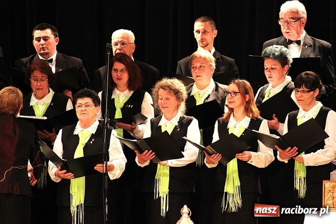 Zdjęcie w galerii na portalu naszraciborz.pl: Niedziela przy dźwiękach pieśni ch&oacute;ralnych do sł&oacute;w Josepha von Eichendorffa w Raciborskim Centrum Kultury wiadomości z regionu
