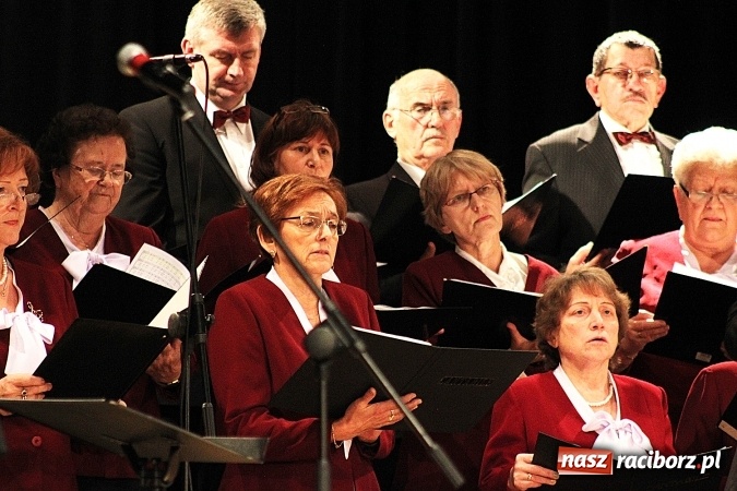 Zdjęcie w galerii na portalu naszraciborz.pl: Niedziela przy dźwiękach pieśni ch&oacute;ralnych do sł&oacute;w Josepha von Eichendorffa w Raciborskim Centrum Kultury wiadomości z regionu
