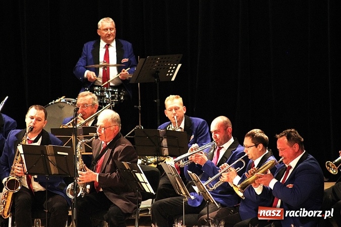 Zdjęcie w galerii na portalu naszraciborz.pl: Niedziela przy dźwiękach pieśni ch&oacute;ralnych do sł&oacute;w Josepha von Eichendorffa w Raciborskim Centrum Kultury wiadomości z regionu