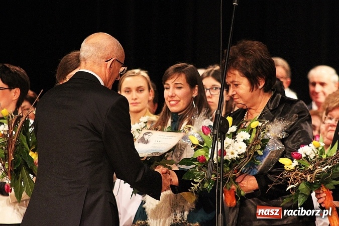 Zdjęcie w galerii na portalu naszraciborz.pl: Niedziela przy dźwiękach pieśni ch&oacute;ralnych do sł&oacute;w Josepha von Eichendorffa w Raciborskim Centrum Kultury wiadomości z regionu