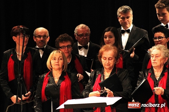 Zdjęcie w galerii na portalu naszraciborz.pl: Niedziela przy dźwiękach pieśni ch&oacute;ralnych do sł&oacute;w Josepha von Eichendorffa w Raciborskim Centrum Kultury wiadomości z regionu