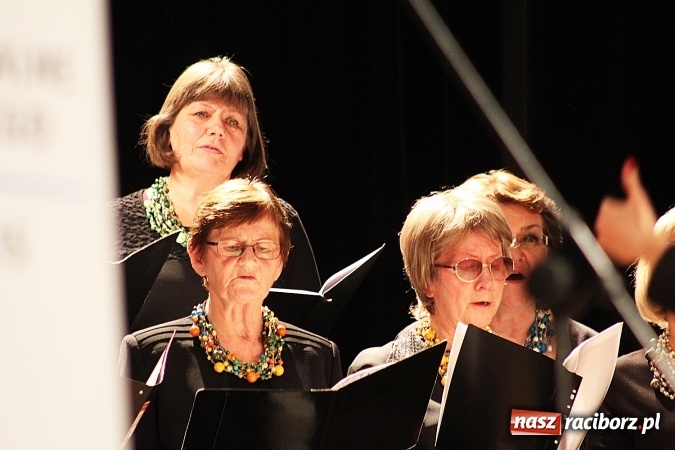 Zdjęcie w galerii na portalu naszraciborz.pl: Niedziela przy dźwiękach pieśni ch&oacute;ralnych do sł&oacute;w Josepha von Eichendorffa w Raciborskim Centrum Kultury wiadomości z regionu