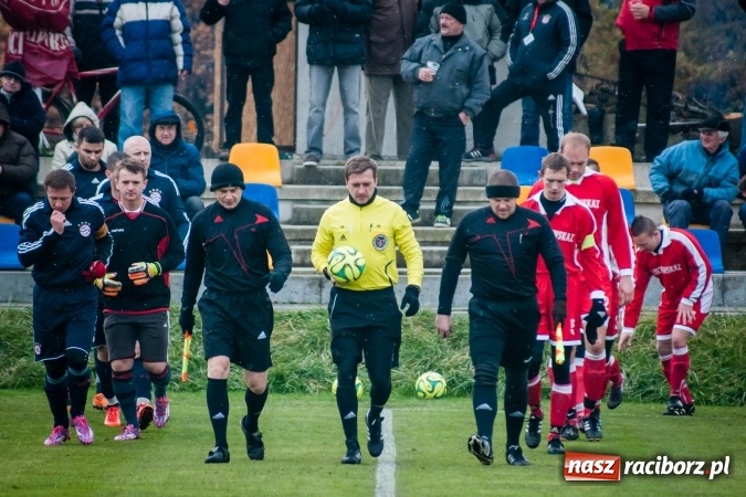 Zdjęcie w galerii na portalu naszraciborz.pl: A klasa: Mecz na szczycie dla Raszczyc wiadomości z regionu