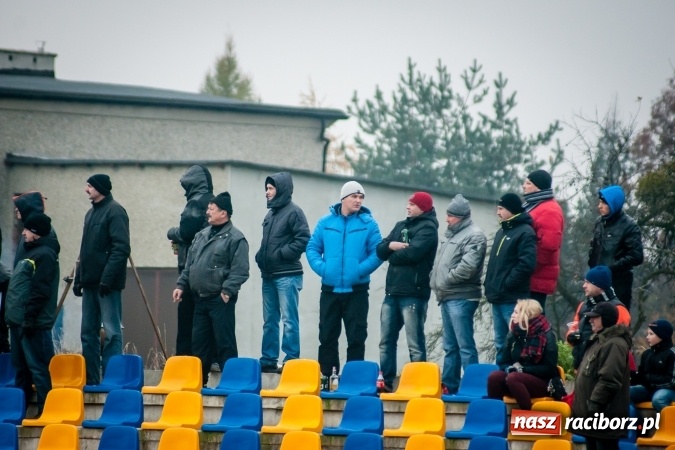 Zdjęcie w galerii na portalu naszraciborz.pl: A klasa: Mecz na szczycie dla Raszczyc wiadomości z regionu