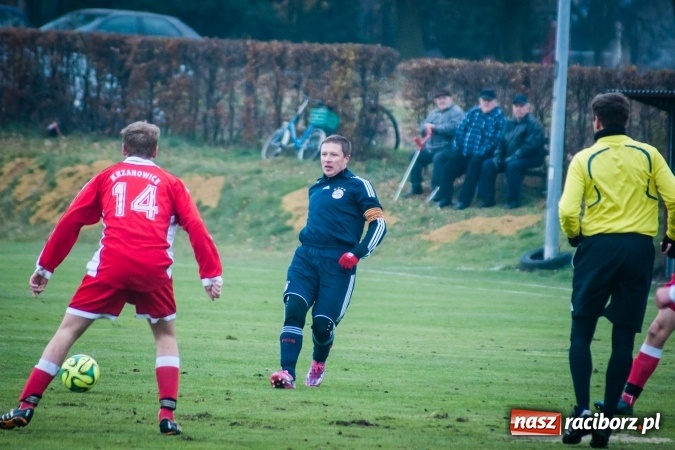 Zdjęcie w galerii na portalu naszraciborz.pl: A klasa: Mecz na szczycie dla Raszczyc wiadomości z regionu