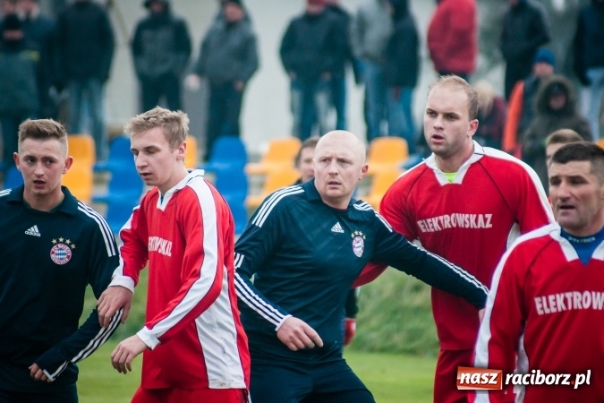 Zdjęcie w galerii na portalu naszraciborz.pl: A klasa: Mecz na szczycie dla Raszczyc wiadomości z regionu