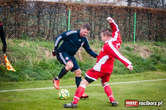 Zdjęcie w galerii na portalu naszraciborz.pl: A klasa: Mecz na szczycie dla Raszczyc wiadomości z regionu