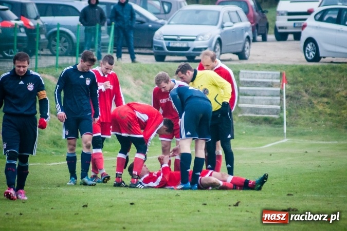 Zdjęcie w galerii na portalu naszraciborz.pl: A klasa: Mecz na szczycie dla Raszczyc wiadomości z regionu