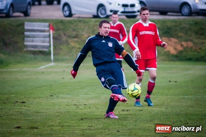Zdjęcie w galerii na portalu naszraciborz.pl: A klasa: Mecz na szczycie dla Raszczyc wiadomości z regionu