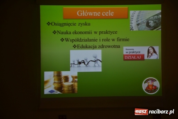 Zdjęcie w galerii na portalu naszraciborz.pl: Światowy Tydzień Przedsiębiorczości ruszył na Zamku Piastowskim  wiadomości z regionu