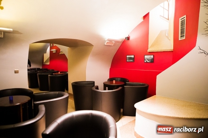 Zdjęcie w galerii na portalu naszraciborz.pl: Pub Zamkowy – niebanalny wieczór w klimatycznym wnętrzu wiadomości z regionu