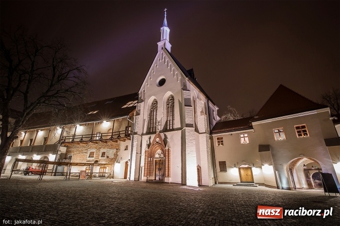 Zdjęcie w galerii na portalu naszraciborz.pl: Pub Zamkowy – niebanalny wieczór w klimatycznym wnętrzu wiadomości z regionu