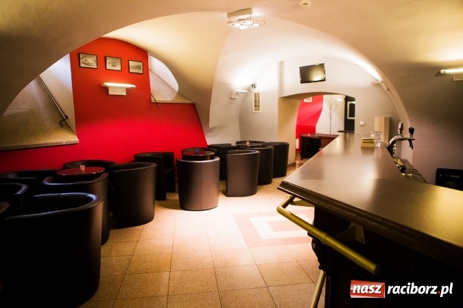 Zdjęcie w galerii na portalu naszraciborz.pl: Pub Zamkowy – niebanalny wieczór w klimatycznym wnętrzu wiadomości z regionu