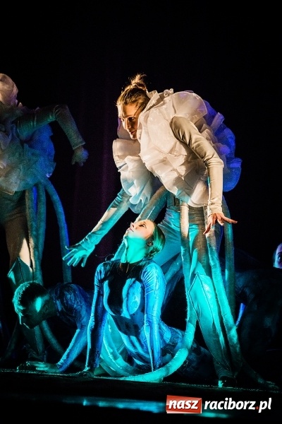 Zdjęcie w galerii na portalu naszraciborz.pl: Hydrokosmos na podstawie Małej syrenki w Raciborskim Centrum Kultury wiadomości z regionu