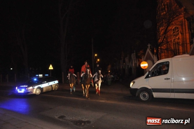 Zdjęcie w galerii na portalu naszraciborz.pl: Od świętego Jana do szkoły, czyli pochód św. Marcina na Ostrogu  wiadomości z regionu