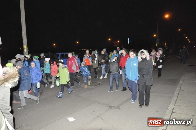 Zdjęcie w galerii na portalu naszraciborz.pl: Od świętego Jana do szkoły, czyli pochód św. Marcina na Ostrogu  wiadomości z regionu