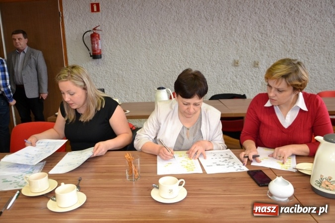 Zdjęcie w galerii na portalu naszraciborz.pl: Rolniczki i sołtysi rywalizowali w Krzyżanowicach  wiadomości z regionu