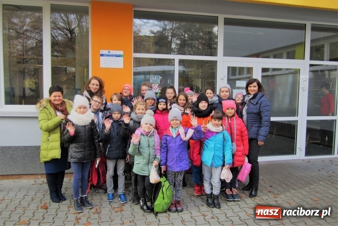 Zdjęcie w galerii na portalu naszraciborz.pl: Uczniowie Szkoły Podstawowej nr 13 na warsztatach ceramicznych w Ostrawie wiadomości z regionu