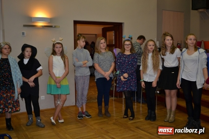 Zdjęcie w galerii na portalu naszraciborz.pl: Święto pieczonego ciasteczka – spotkanie integracyjne dzieci dzieciom wiadomości z regionu