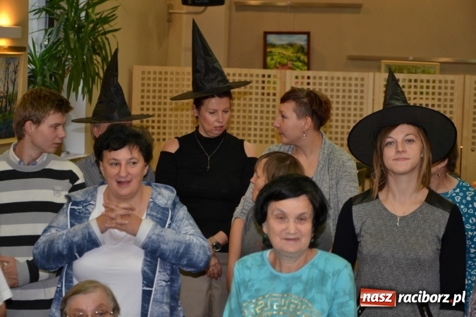 Zdjęcie w galerii na portalu naszraciborz.pl: Święto pieczonego ciasteczka – spotkanie integracyjne dzieci dzieciom wiadomości z regionu